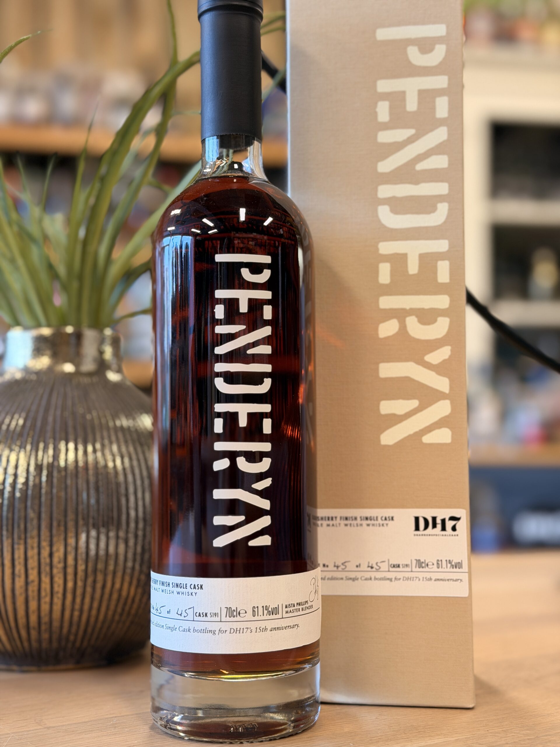 Penderyn Fino Sherry Finish Single Cask Whisky - Exclusively bottled for DH17's 15th Anniversary!